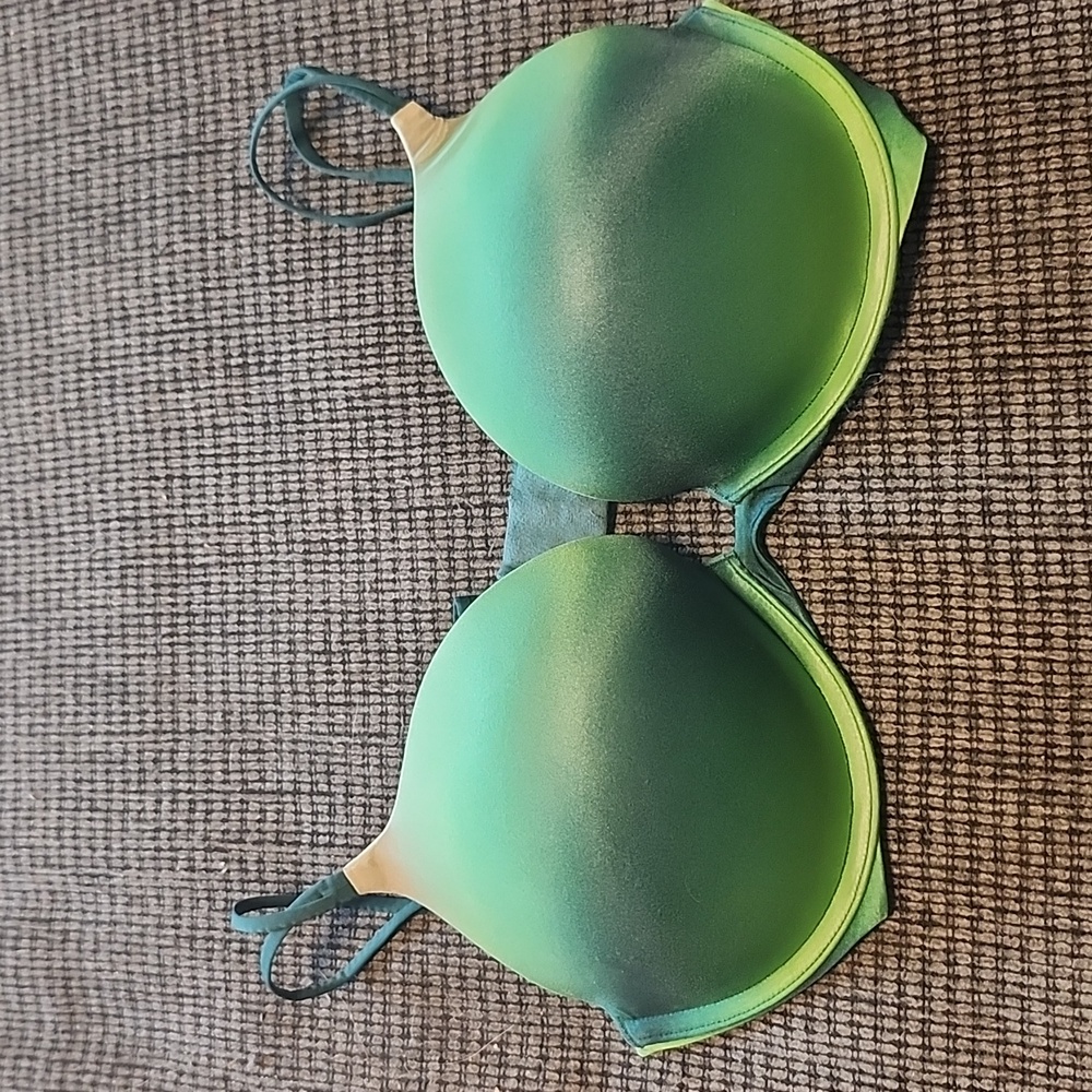 Victoria's Secret Very Sexy Push-up 36D green ombre